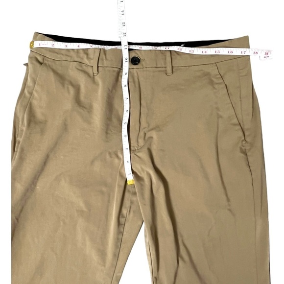 Goodfellow & Co Men’s Hennepin Tech Slim Tan Wrinkle Resistant Pants - Size 36 - Picture 9 of 14